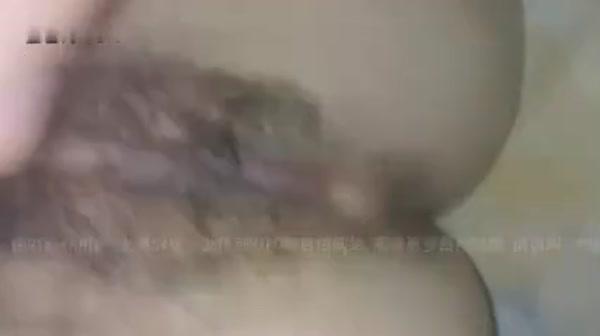 骚水横淌大三学生